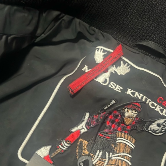 All black moose knuckles great condition upset for the red tag size large - Picture 2 of 9